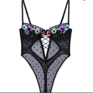 Savage X Fenty Free Spirit Floral Embroidered Teddy